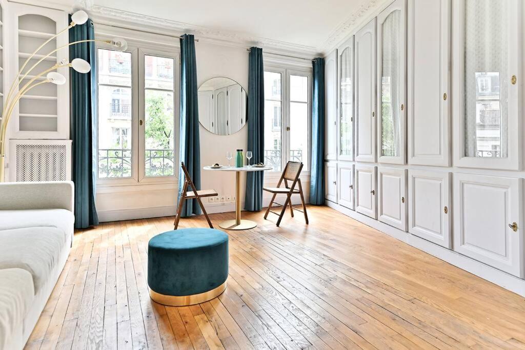 Appartement Haussmannien Lumineux Et Central- II Parigi Esterno foto