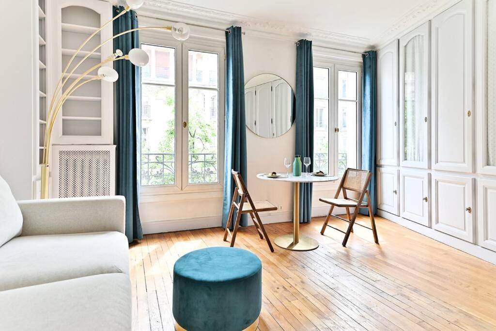 Appartement Haussmannien Lumineux Et Central- II Parigi Esterno foto